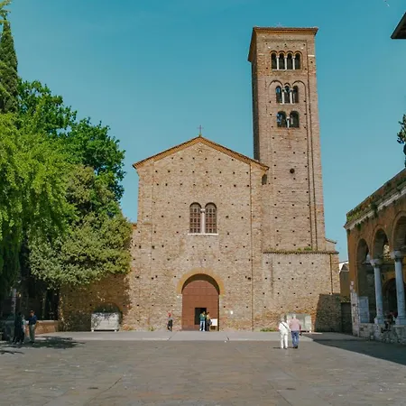 Domus Dantis Ghibellino Fuggiasco * Ravenna